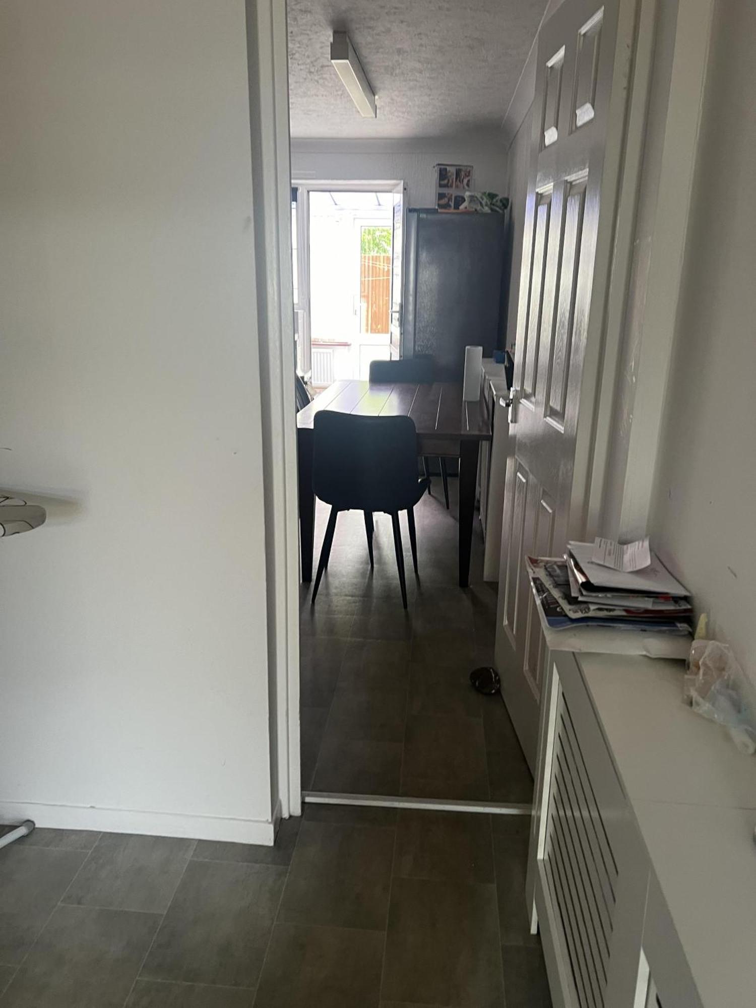 Basildon 3 Bedroom - Free Parking Private Garden Екстериор снимка